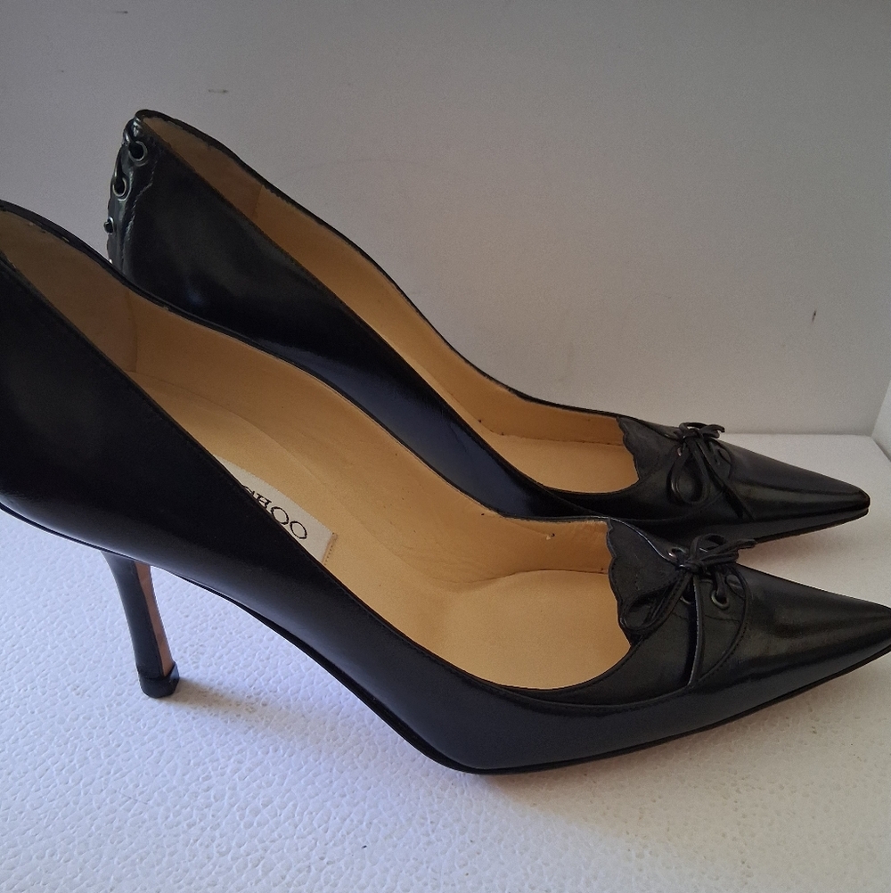 Jimmy Choo Black Pointed Toe Leather Pumps